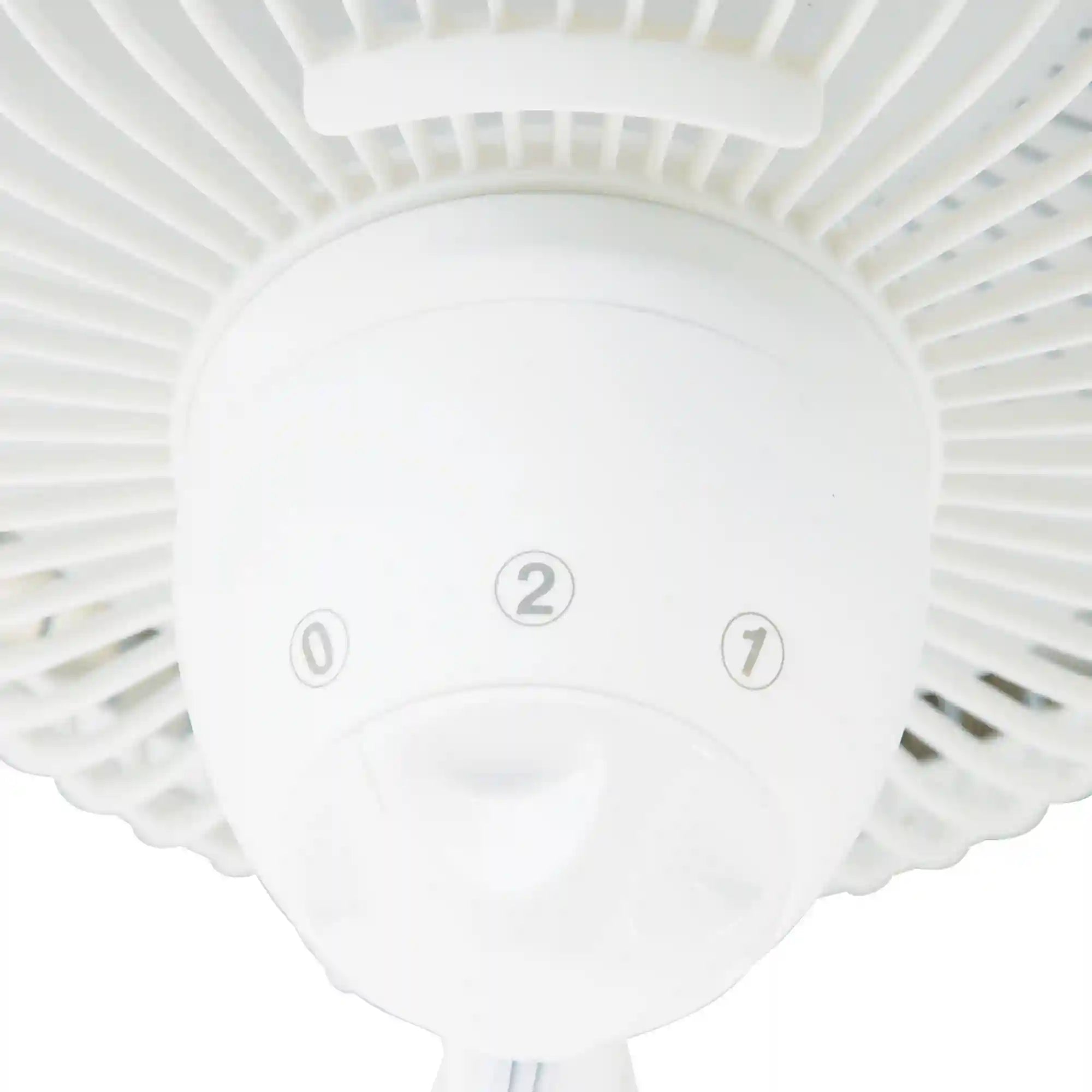 Air King 6" Table Top Fan (2-speed, manual, white)