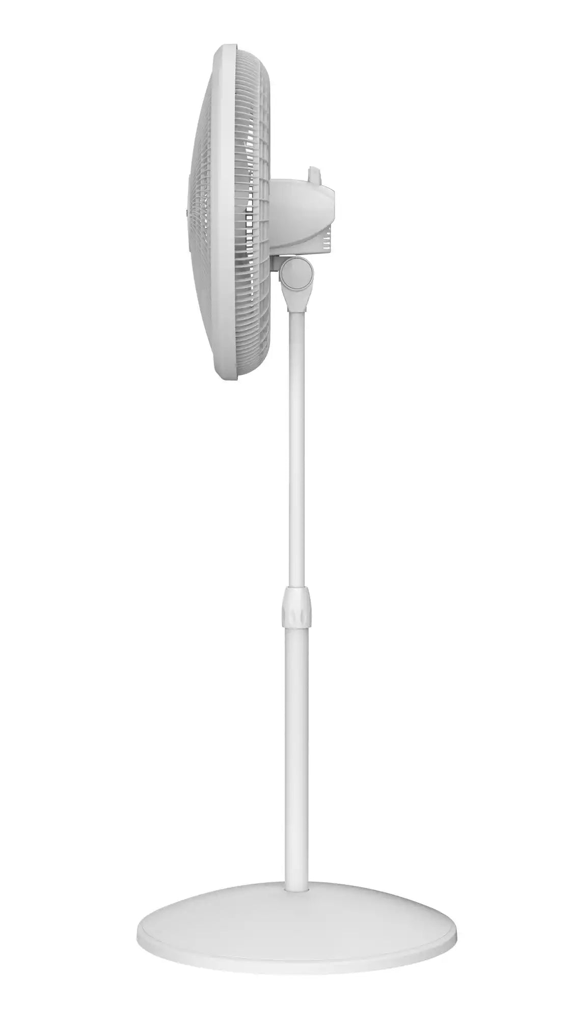 Lasko Cyclone® 18" Pedestal Fan (3-speed, manual, white)