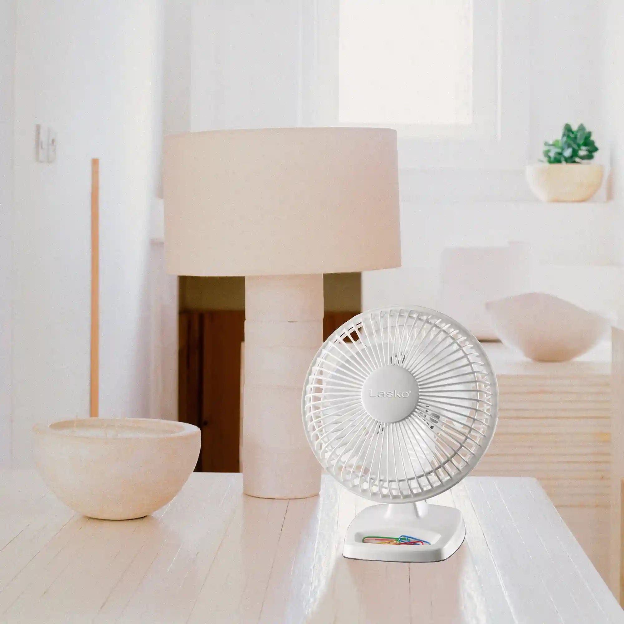 Lasko 6" Table Top Fan (2-speed, manual, white)
