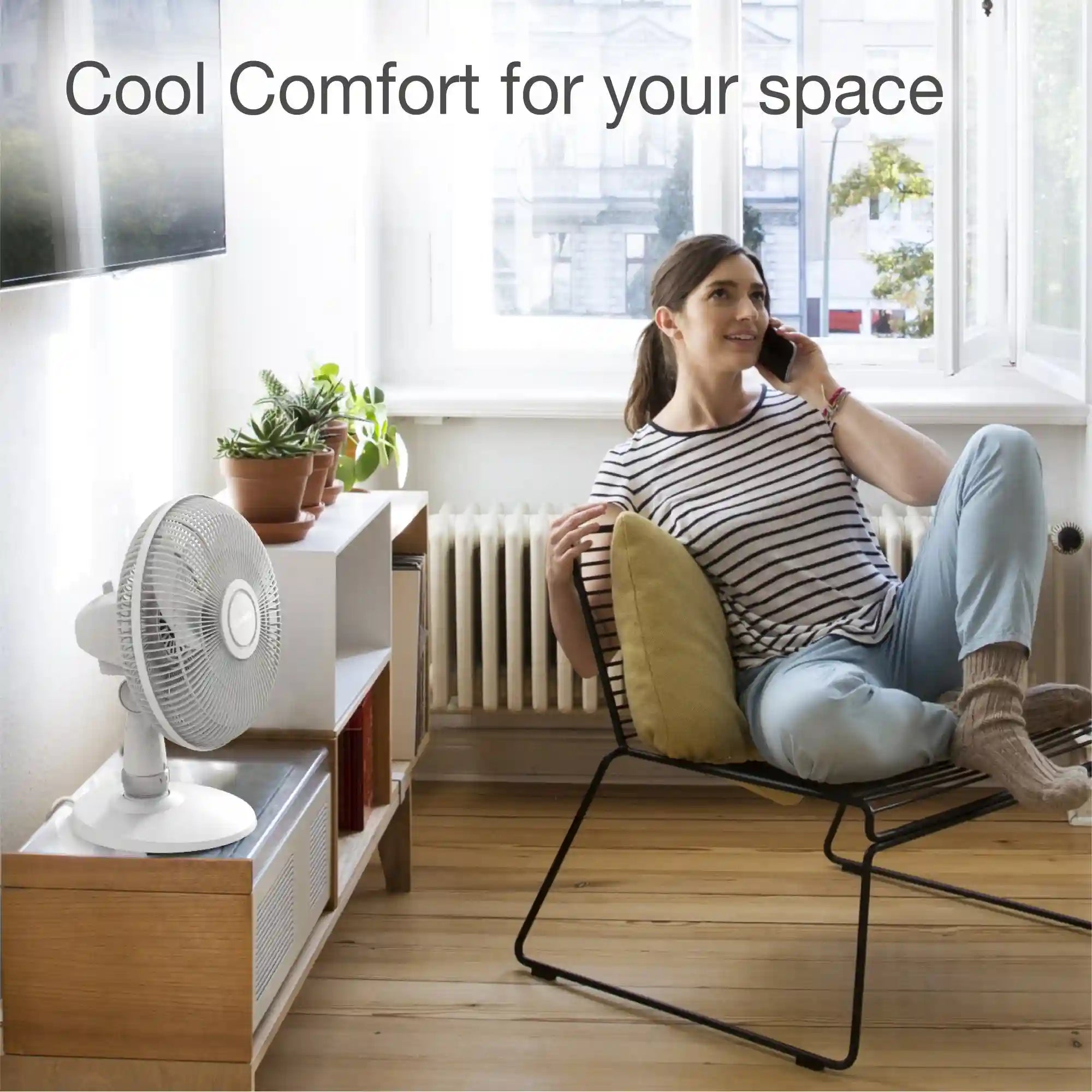 Lasko 12" Table Top Fan (3-speed, manual, white)