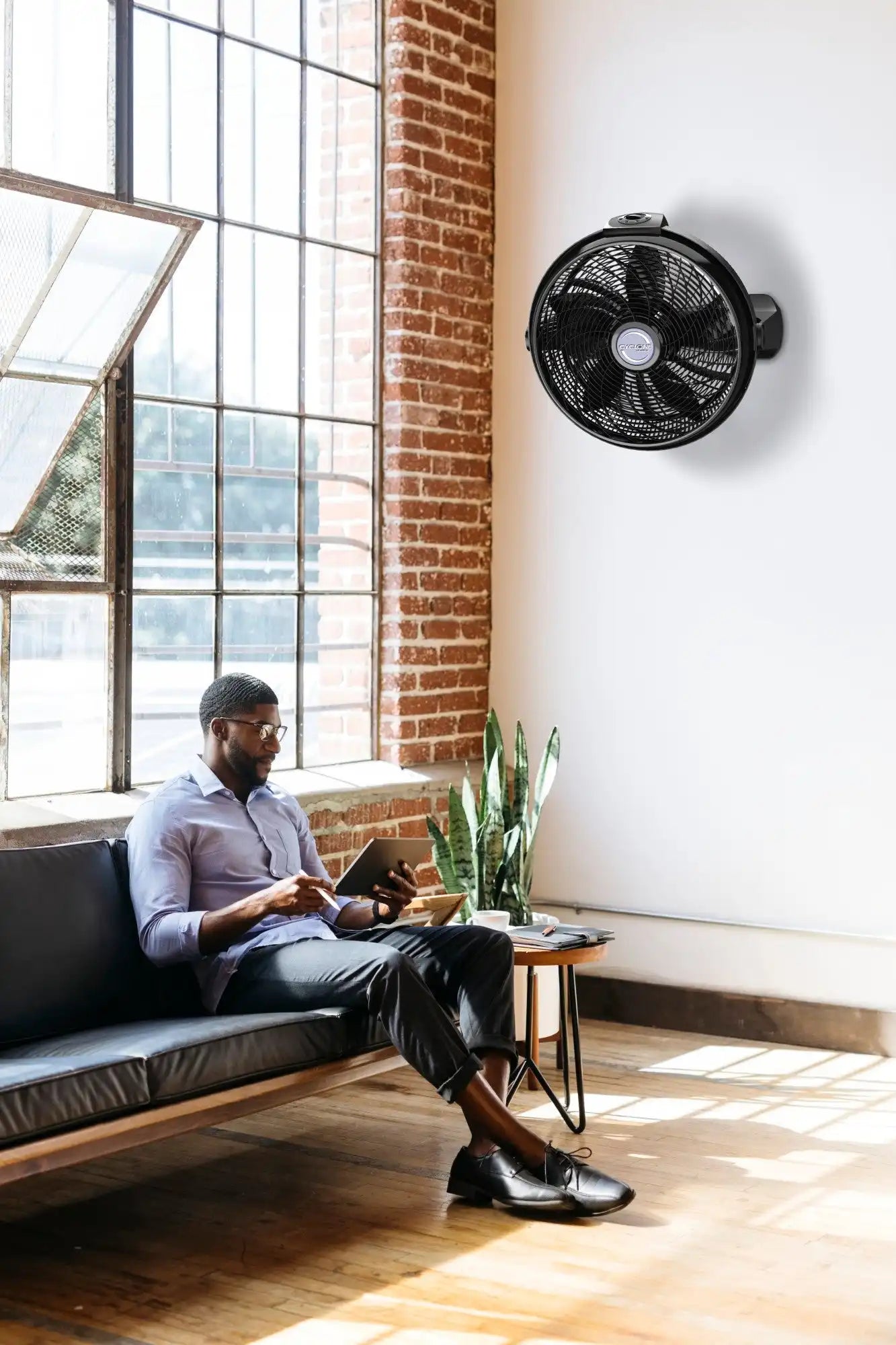Lasko Cyclone® 20" Air Circulator Floor Fan (3-speed, manual, 90° airflow, black)
