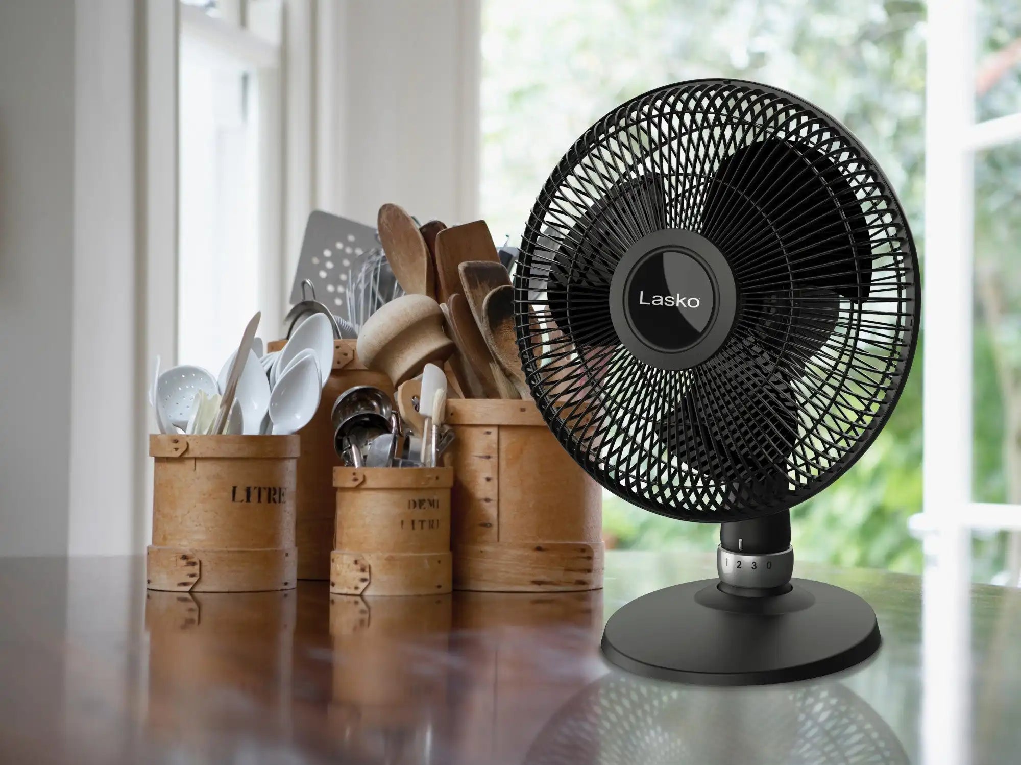 Lasko Performance 12" Table Top Fan (3-speed, manual, black)